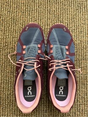 On Running Cloudswift Women's Sneakers in Burgundy and Pink